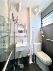 Blk 212 Jurong East Street 21 (Jurong East), HDB 5 Rooms #591569901